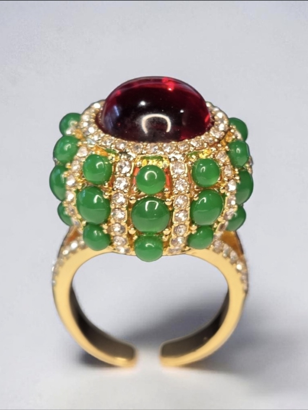 Exquisite 18k Gold Plated Byzantine Royal Emerald Ruby Glass Cabochon Ring